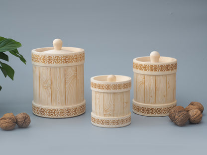 Kleine Vorratsdosen in Fässerform aus Lindenholz - ein nachhaltiges Geschenk mit Stil