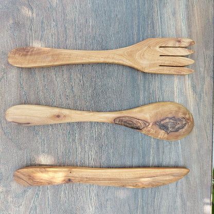 Handgefertigtes Besteck aus Olivenholz