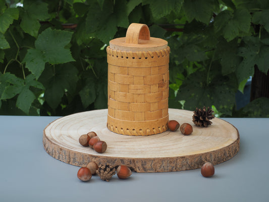 Conteneurs de stockage en écorce de bouleau et bois de bouleau, tressés