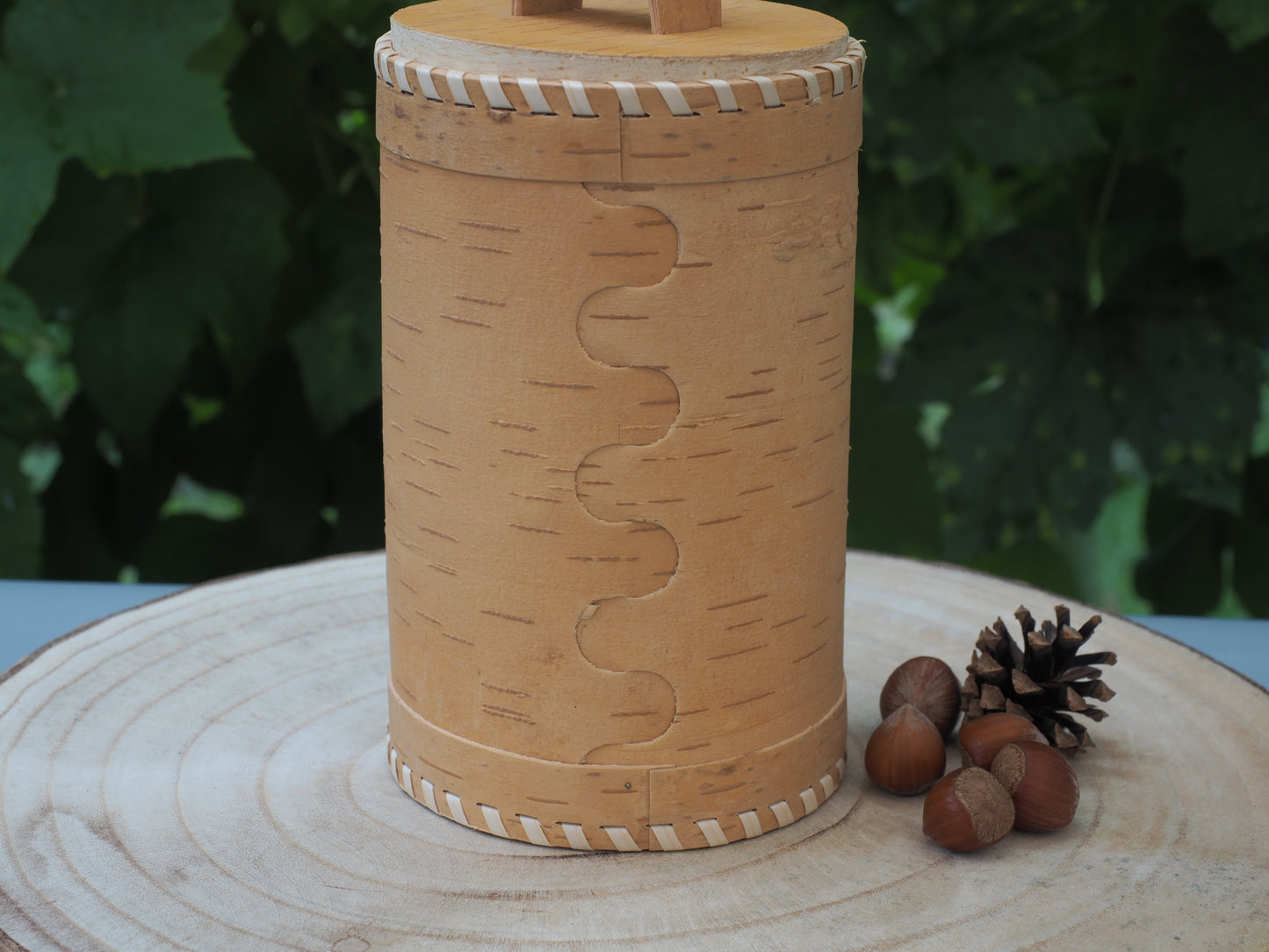 Storage boxes made of birch bark and birch wood, base and lid braided with light birch bark