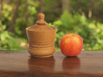 Handgefertigte Holzdose aus Buchenholz – Vorratsbehälter 150 ml, 14 cm, nachhaltig