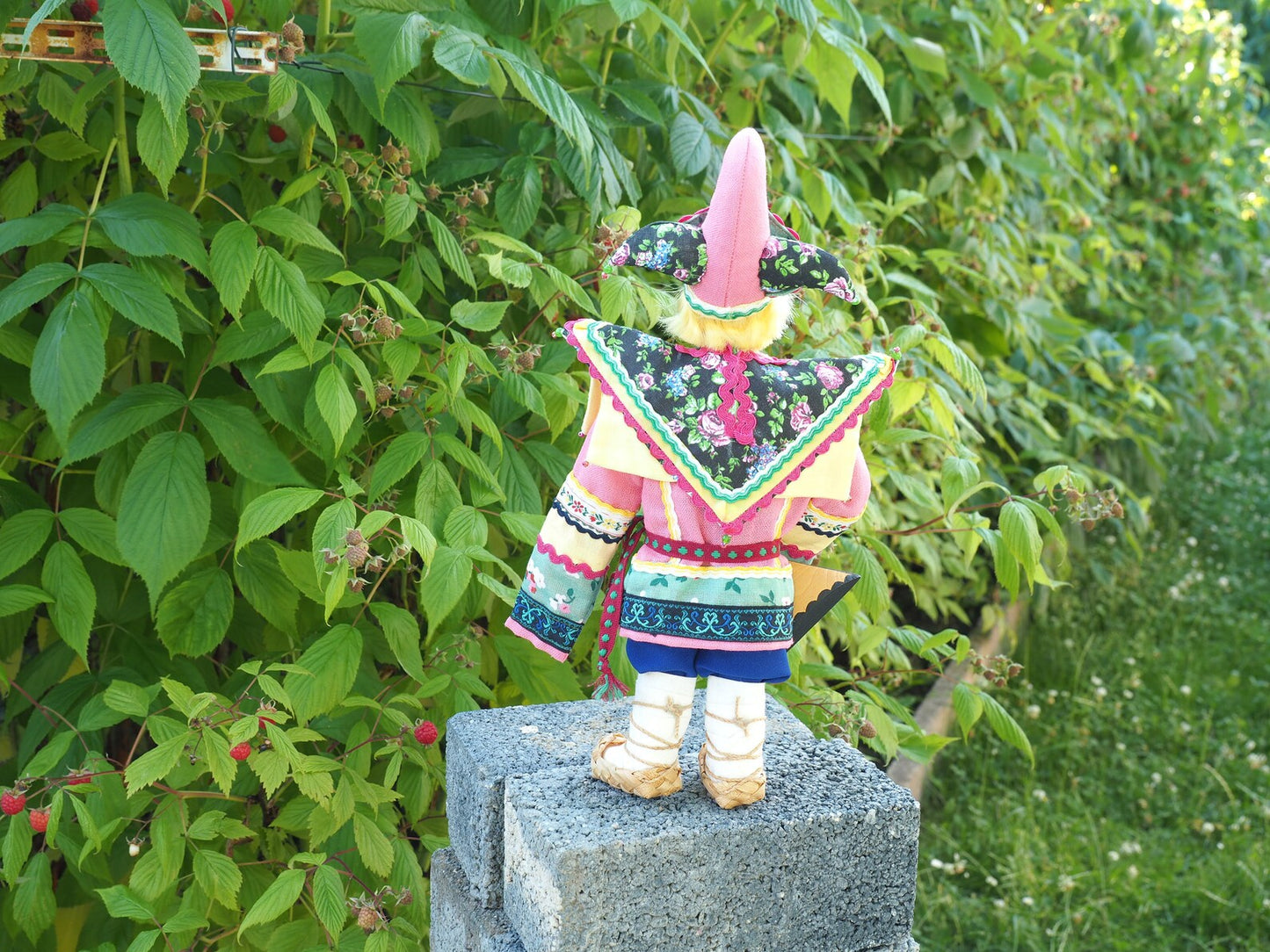 Handgefertigte Ethno-Puppe – Dekorative Figur, Geschenk, Unikat (33 cm hoch)